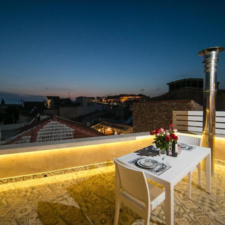 Jacuzzi Suite In The Heart Of Oldtown Réthimno Kültér fotó