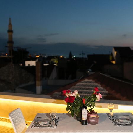 Jacuzzi Suite In The Heart Of Oldtown Réthimno Kültér fotó