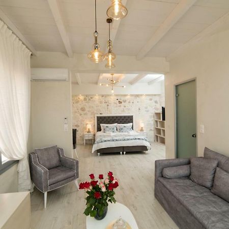 Jacuzzi Suite In The Heart Of Oldtown Réthimno Kültér fotó