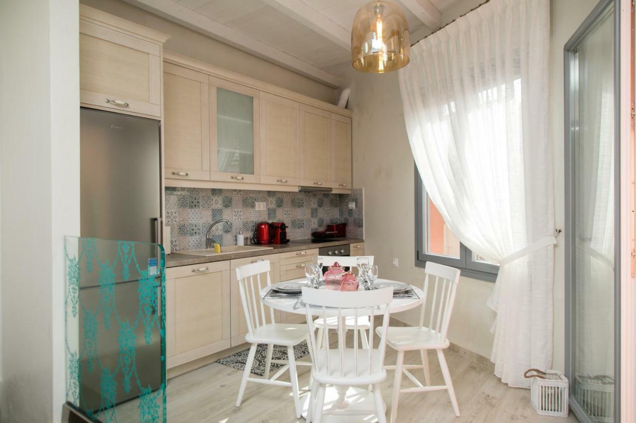 Jacuzzi Suite In The Heart Of Oldtown Réthimno Kültér fotó