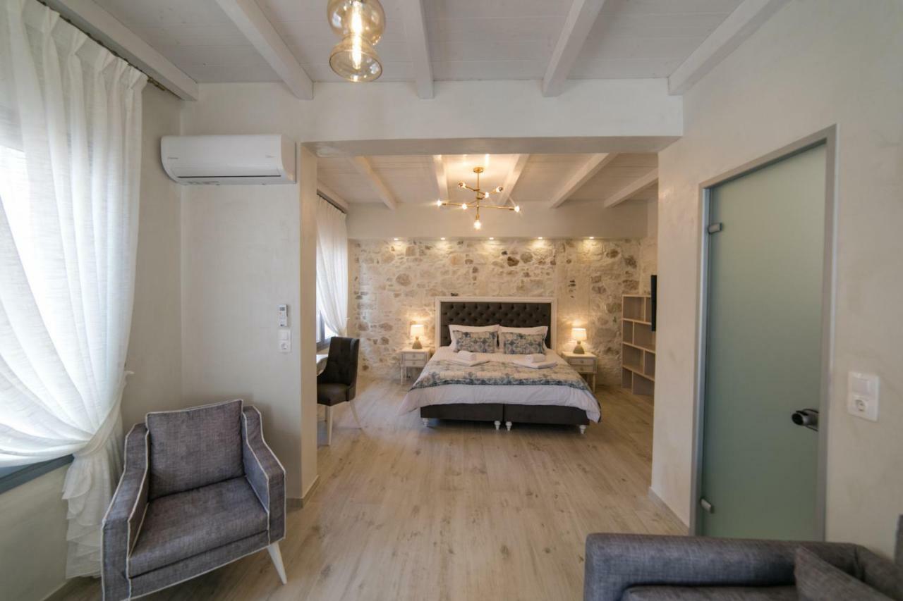Jacuzzi Suite In The Heart Of Oldtown Réthimno Kültér fotó